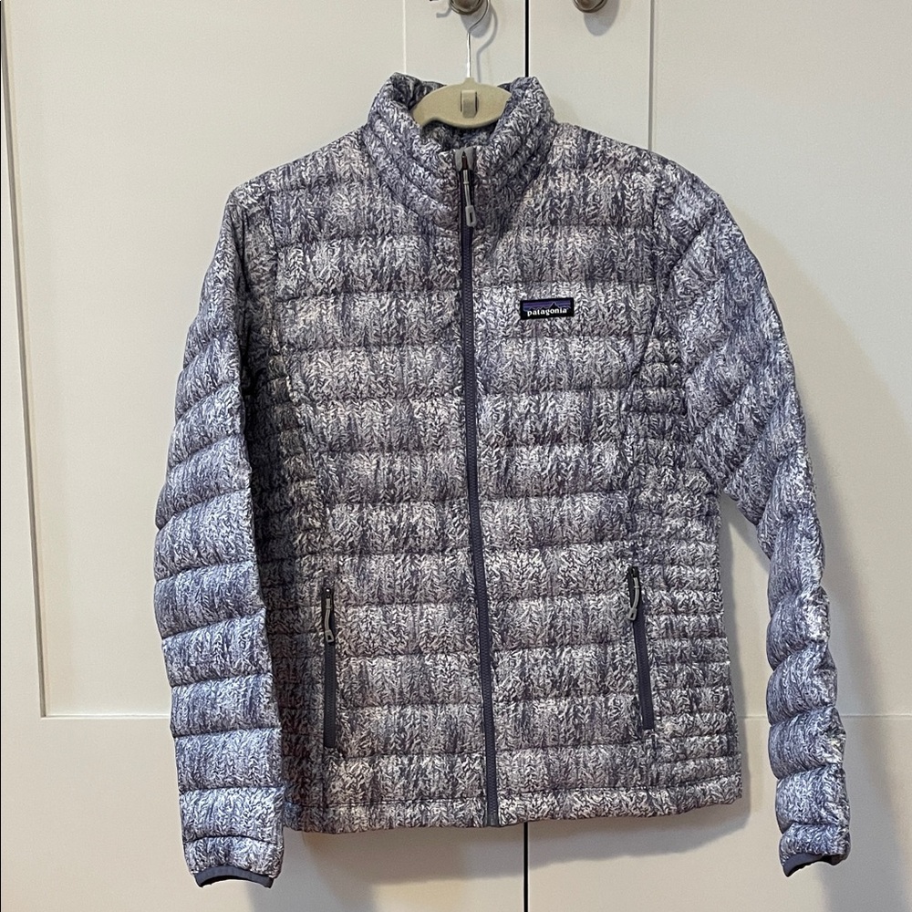 NWOT Patagonia W’s Down Sweater